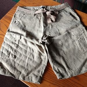 Gap linen shorts, tan, size 6